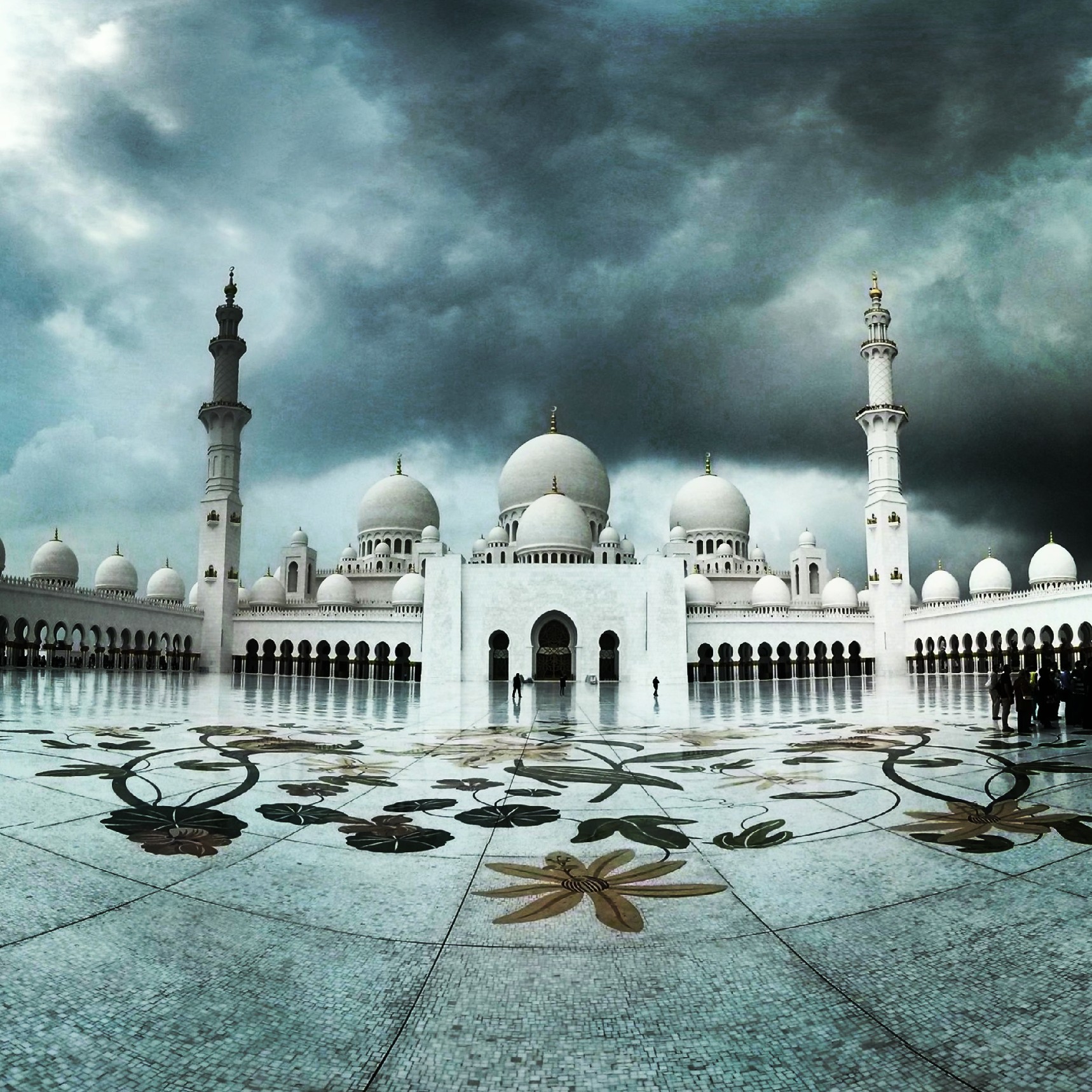 Teach, Relax and Play: Teaching Jobs in Abu Dhabi